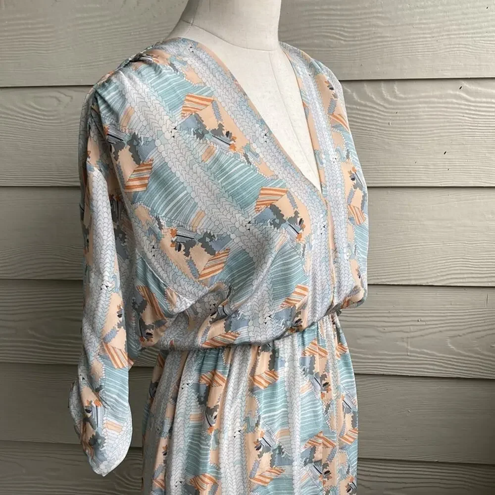 Tucker Silk Geometric Print V neck Dress - Picture 5 of 13
